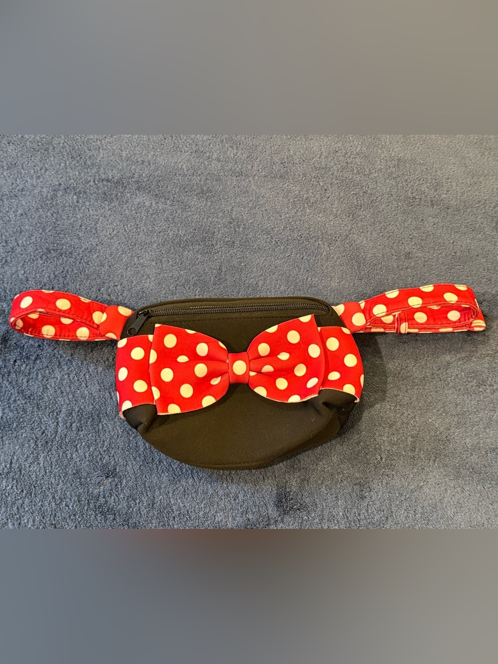 Disney parks Minnie Mouse Black Waist Bag with Red Polka Dot Bow